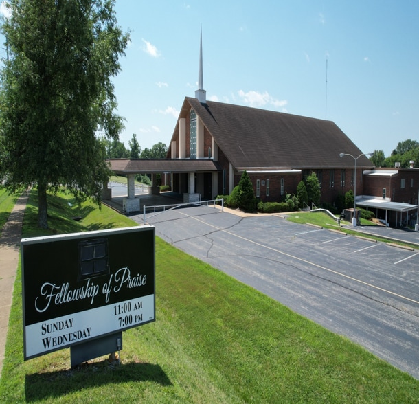 13169 Tesson Ferry Rd, Saint Louis, MO for sale - Building Photo - Image 2 of 9