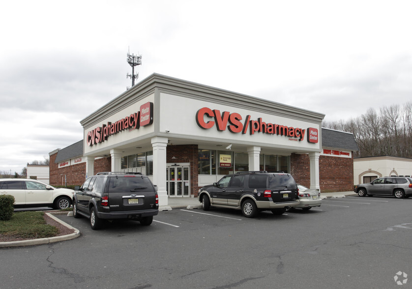 4026 US Highway 9 S, Morganville, NJ for lease - Primary Photo - Image 3 of 3