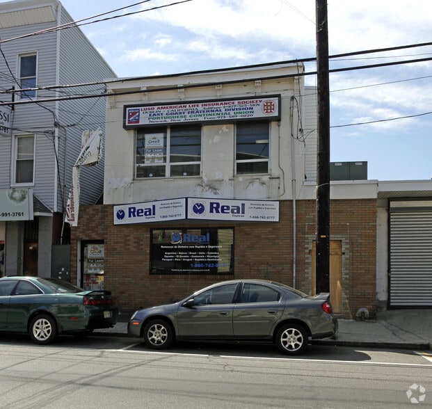 257 Ferry St, Newark, NJ for sale - Building Photo - Image 1 of 21