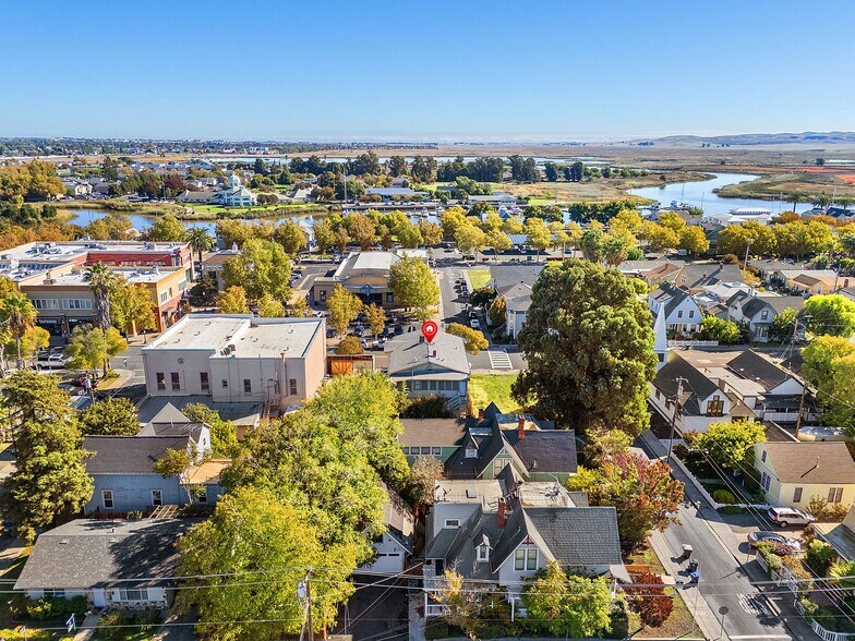 815 Main St, Suisun City, CA à vendre - Photo du bâtiment - Image 2 de 25