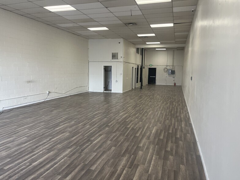 6671-6697 Federal Blvd, Denver, CO à louer - Photo du bâtiment - Image 2 de 3
