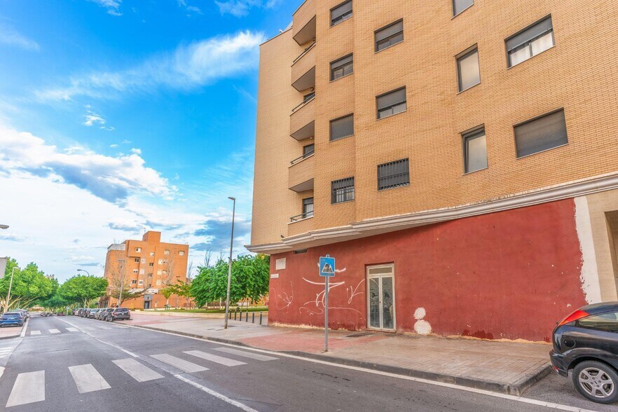 Calle Costa Balear, 24, Almería, Almería for sale - Building Photo - Image 2 of 16