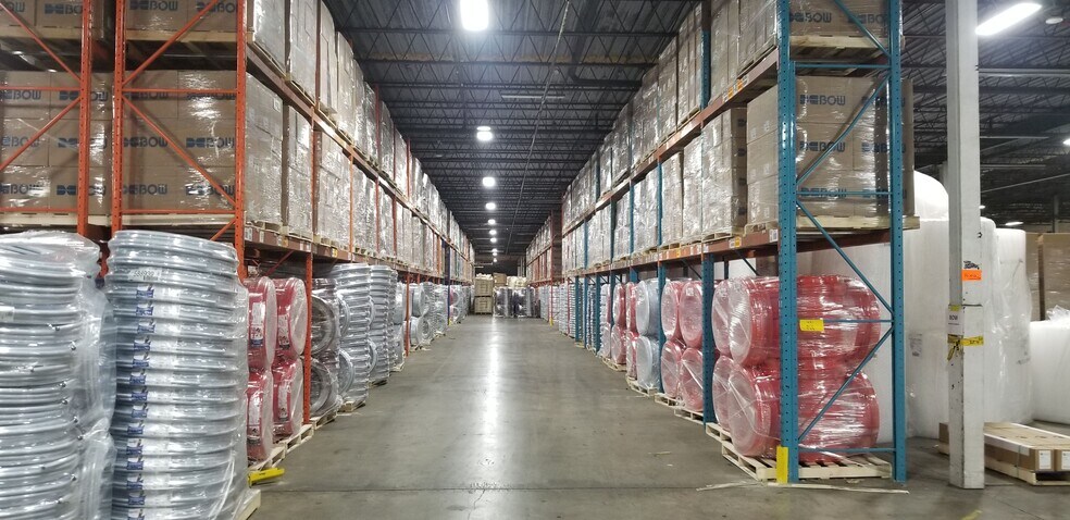 677 Rue Douville, Granby, QC à louer - Photo intérieure - Image 2 de 17