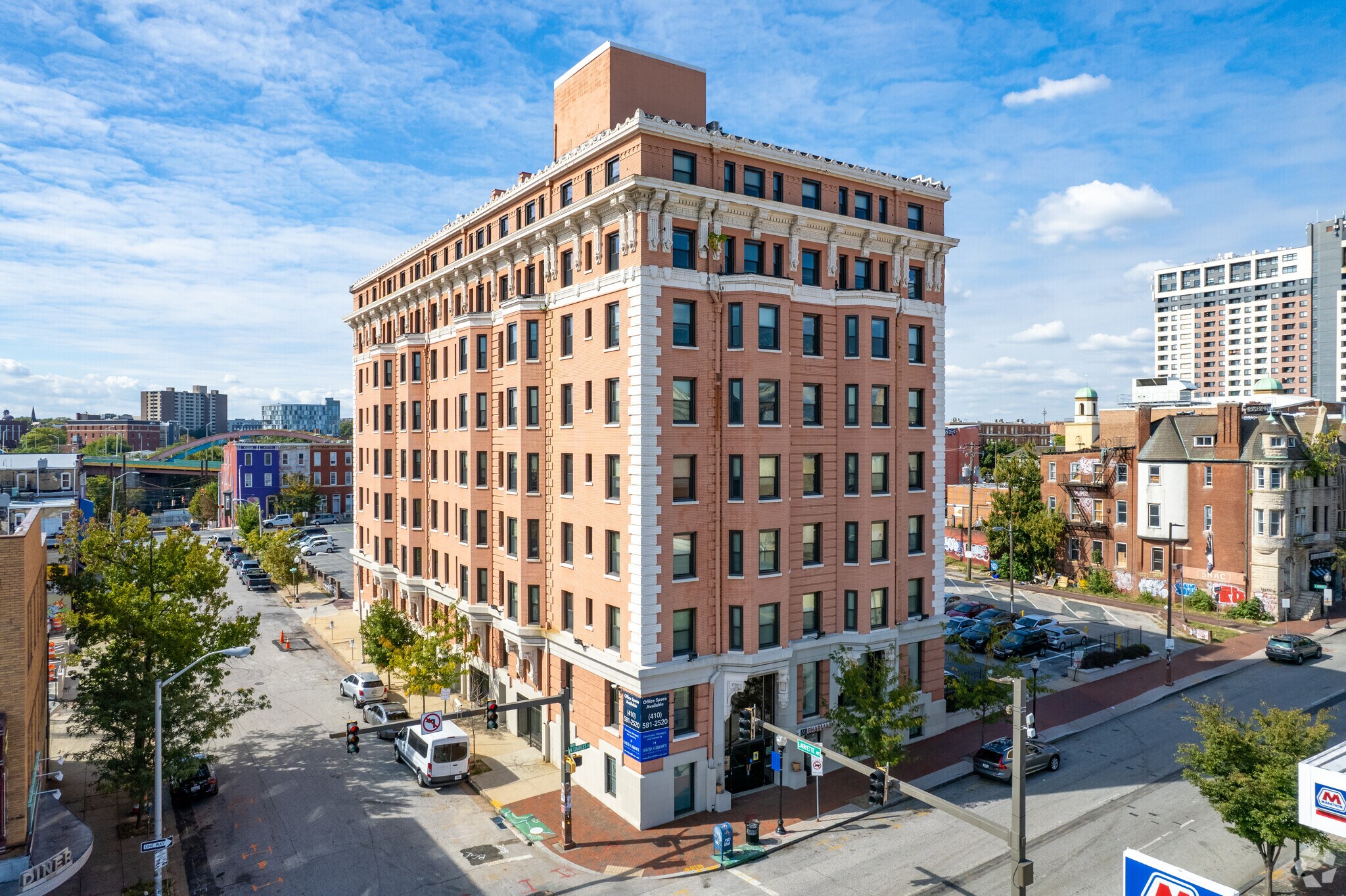 1800 N Charles St, Baltimore, MD à louer Photo du bâtiment- Image 1 de 6