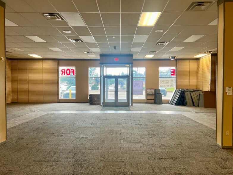 1830 W Victory Way, Craig, CO à louer - Photo du bâtiment - Image 2 de 5