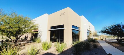 2065 S Cooper Rd, Chandler, AZ for lease Building Photo- Image 2 of 9