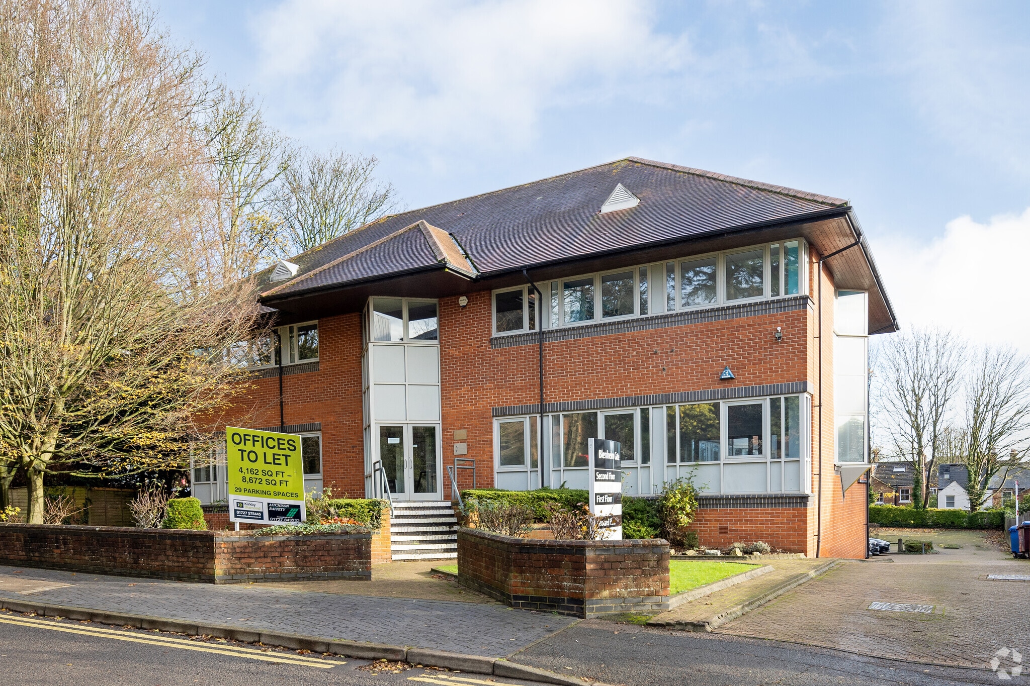 22-24 Upper Marlborough Rd, St Albans à louer Photo principale- Image 1 de 15