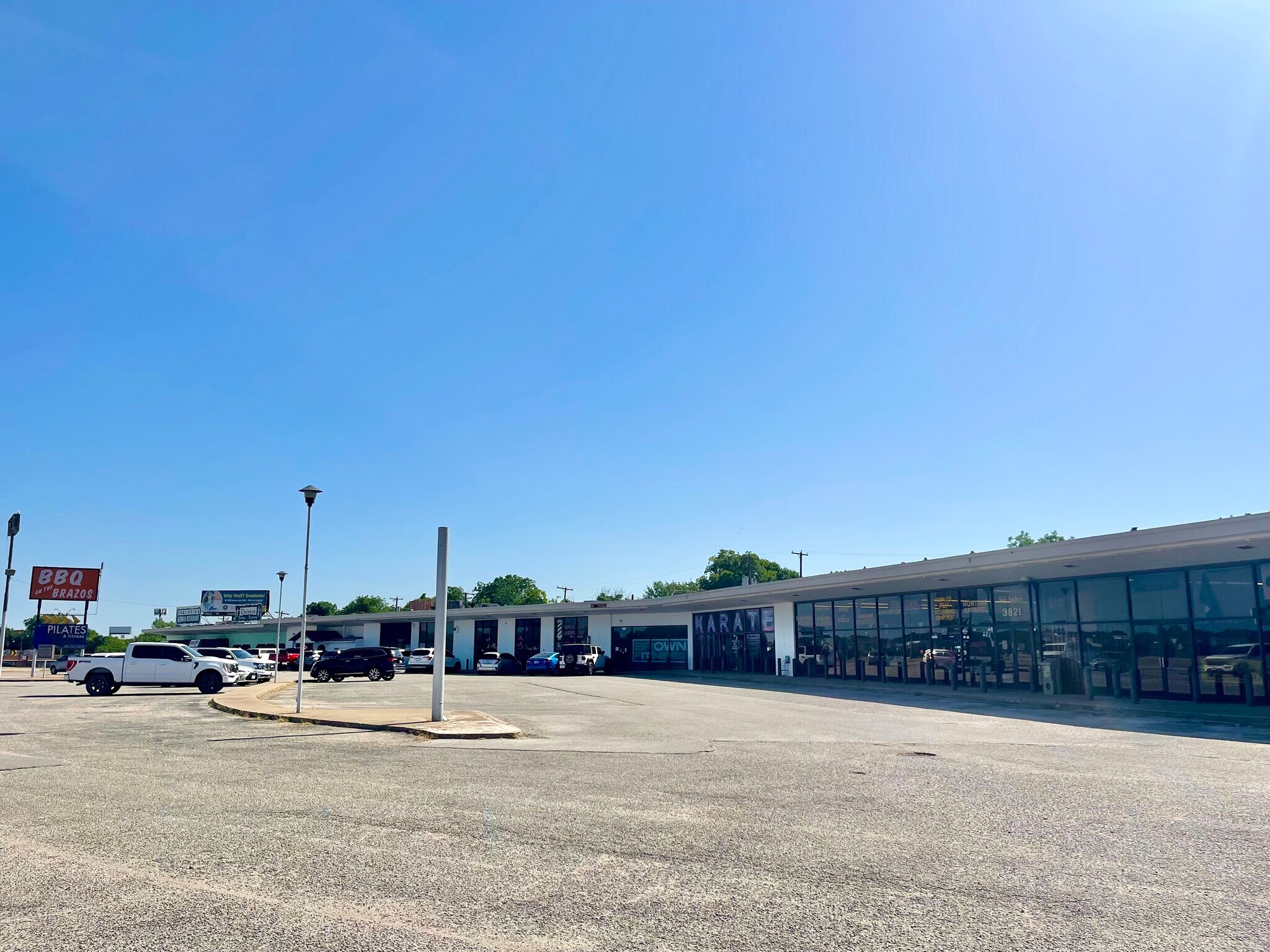 7201 Camp Bowie Blvd, Fort Worth, TX à louer Photo du bâtiment- Image 1 de 13