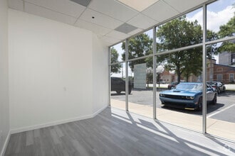 2101 Main St, Columbia, SC for lease Building Photo- Image 2 of 16