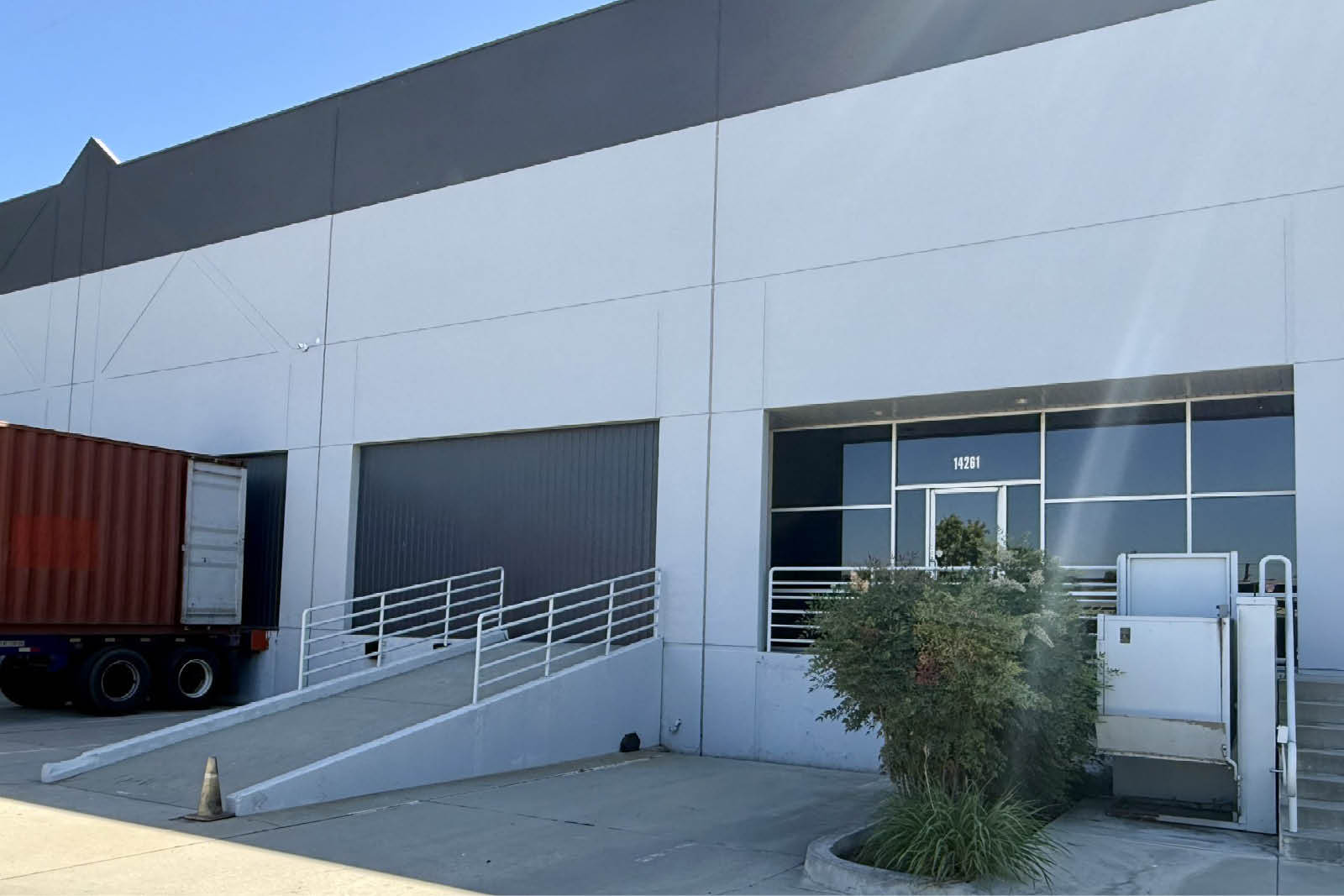 14287-14291 Don Julian Rd, City of Industry, CA à louer Photo du bâtiment- Image 1 de 1