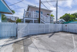 Plus de détails pour 928 Truman Ave, Key West, FL - Multi-résidentiel à vendre