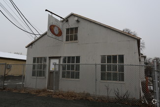 More details for 131 Lincoln Blvd, Middlesex, NJ - Industrial for Lease