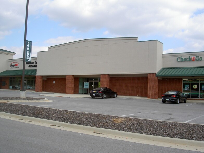 97 Hughes Rd, Madison, AL à louer - Photo du bâtiment - Image 3 de 5