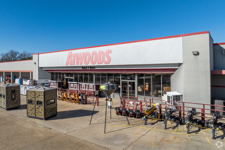 1308 Main St, Crossett, AR à louer - Photo du bâtiment - Image 2 de 18