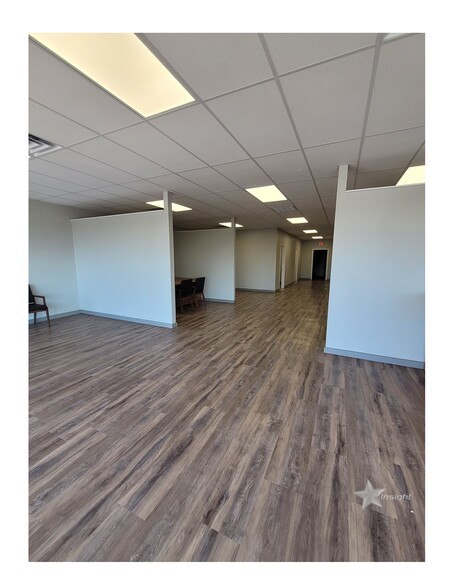 2602 SW Lee Blvd, Lawton, OK for lease - Interior Photo - Image 3 of 10