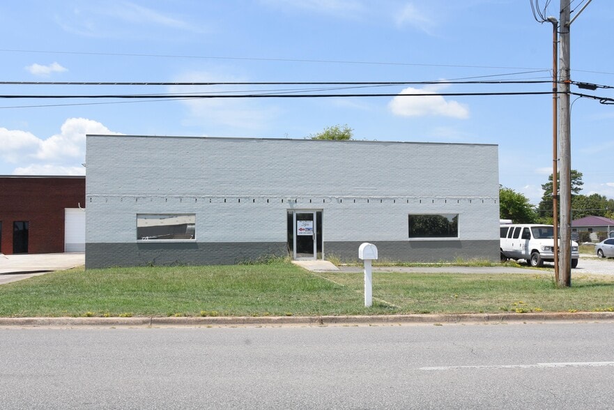 1701 Central Pky SW, Decatur, AL for lease - Building Photo - Image 1 of 10