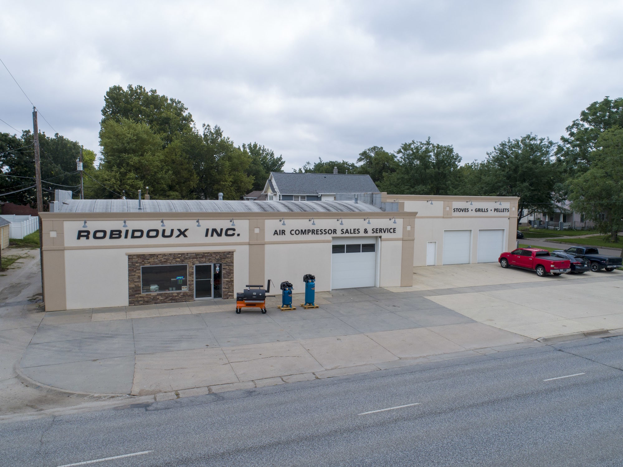 1234 S 9th St, Lincoln, NE for sale Primary Photo- Image 1 of 13