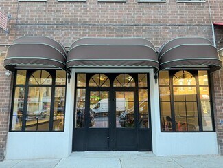 Plus de détails pour 1645-1659 Third Ave, New York, NY - Commerce de détail à louer