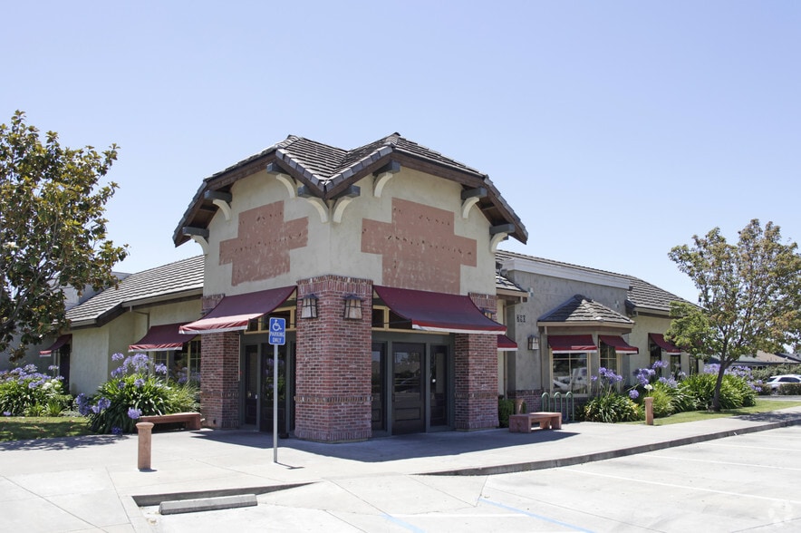 790 W Winton Ave, Hayward, CA for sale - Primary Photo - Image 1 of 4