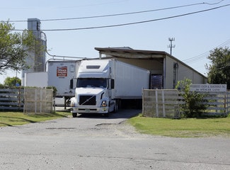 More details for 302 Spencer Ln, San Antonio, TX - Industrial for Lease