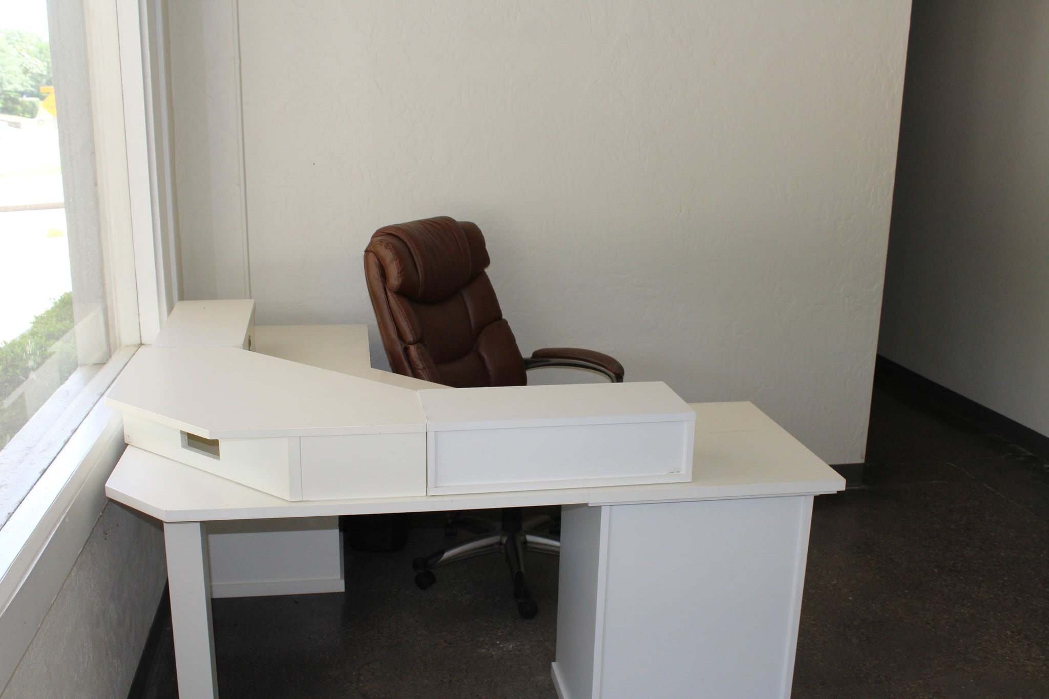 2216 Forest Park Blvd, Fort Worth, TX for lease Building Photo- Image 1 of 7