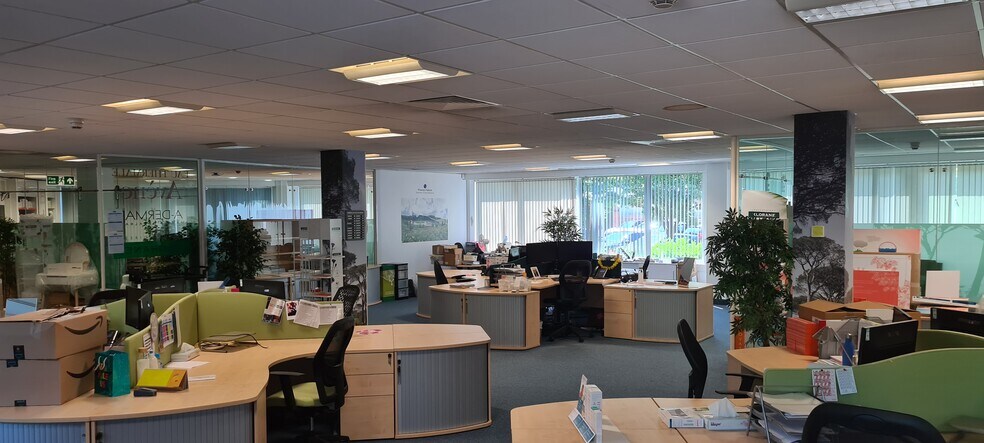 Maxwell Rd, Borehamwood à vendre - Photo intérieure - Image 2 de 14