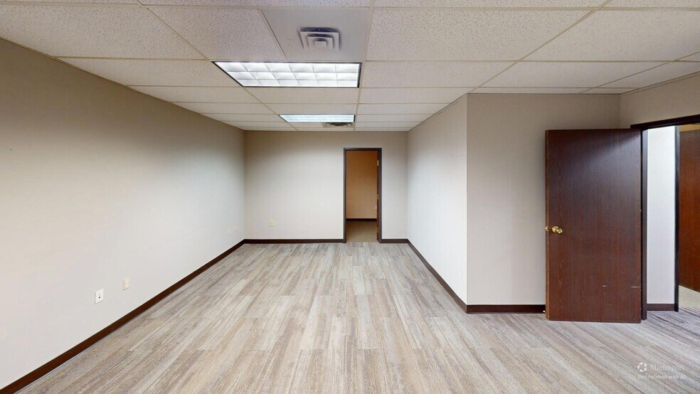 3340 Ranger Rd, Lansing, MI à louer - Photo du bâtiment - Image 3 de 13