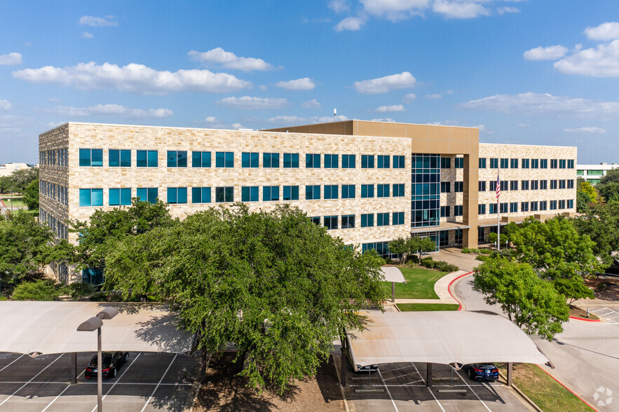 12515 Research Blvd, Austin, TX à vendre - Photo du bâtiment - Image 1 de 1