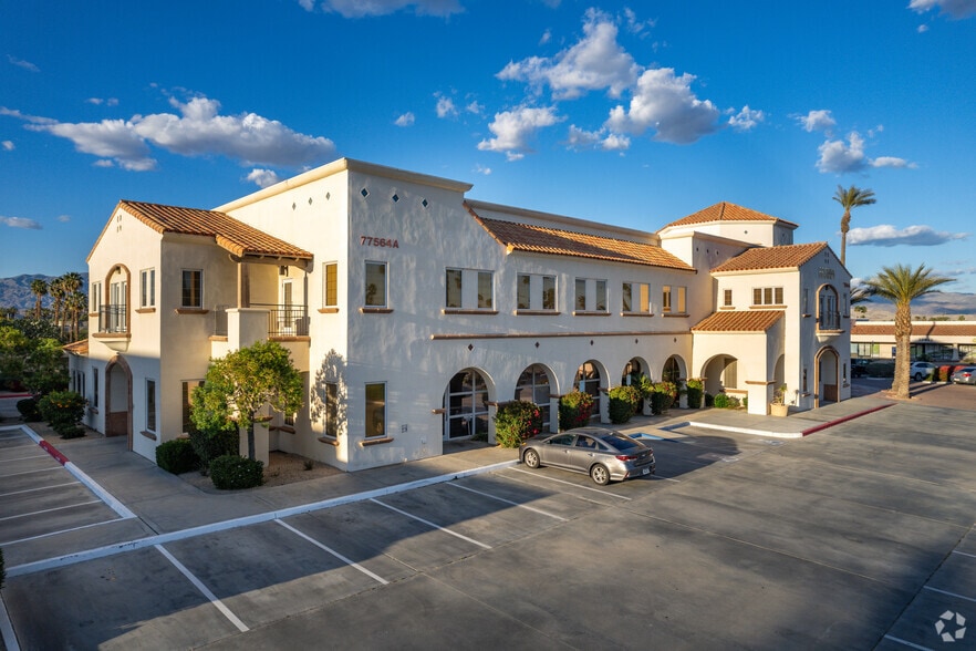 77564 Country Club Dr, Palm Desert, CA à vendre - Photo du bâtiment - Image 2 de 7