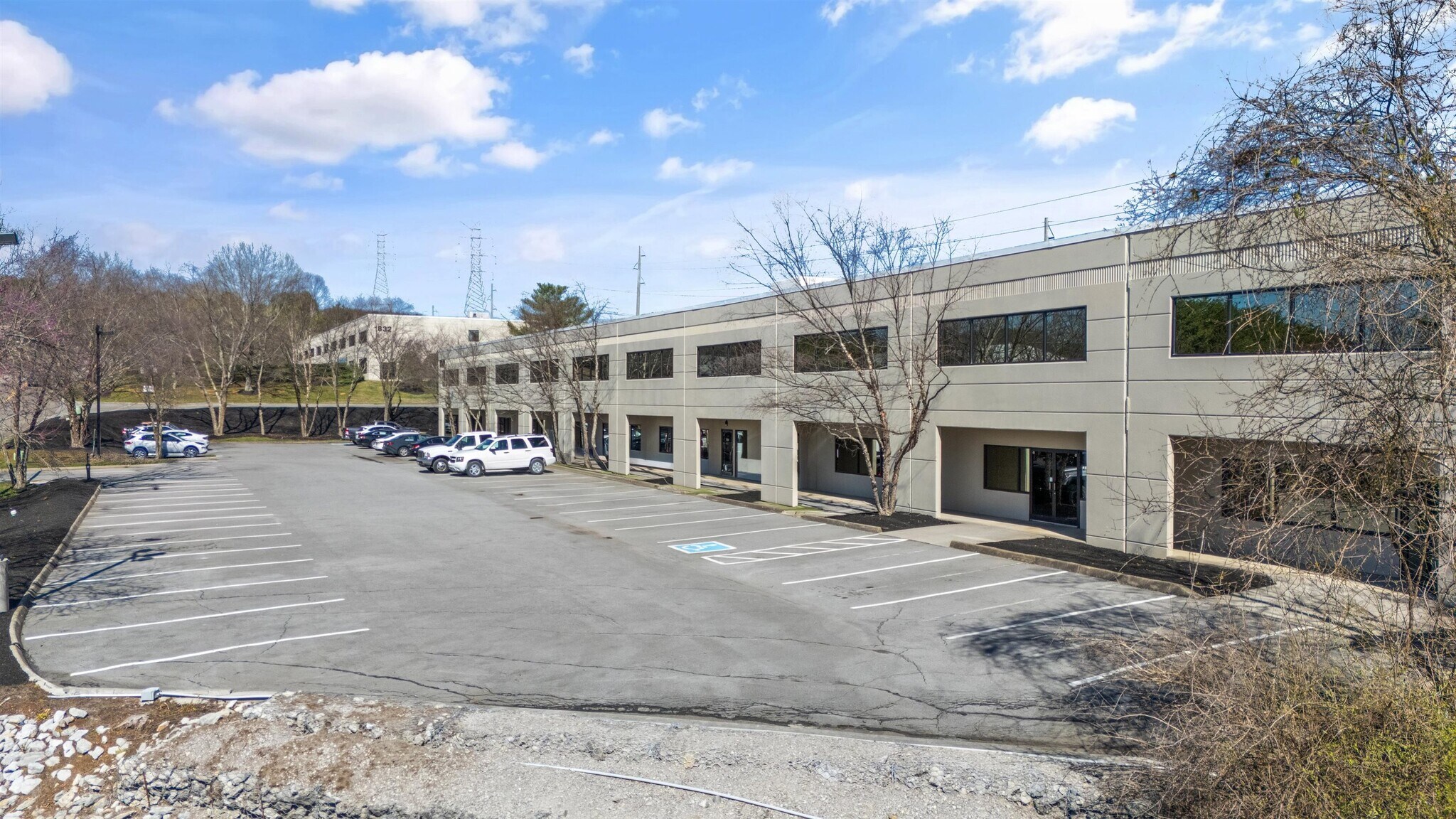 1820 Midpark Rd, Knoxville, TN for lease Building Photo- Image 1 of 19