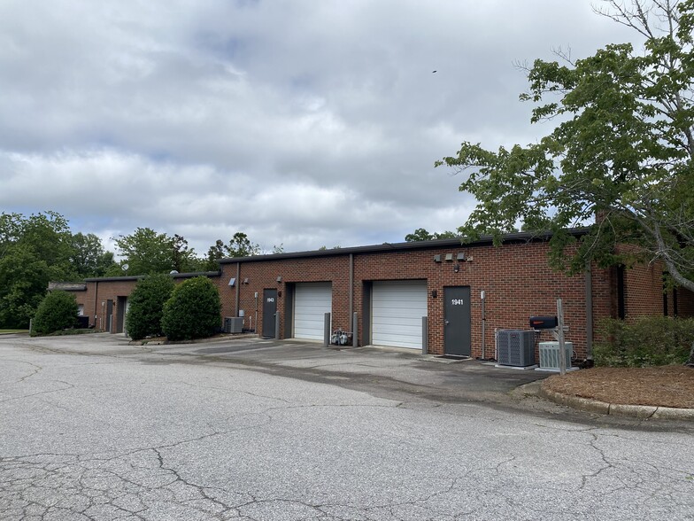 1941-1949 Evans Rd, Cary, NC for lease - Building Photo - Image 2 of 2