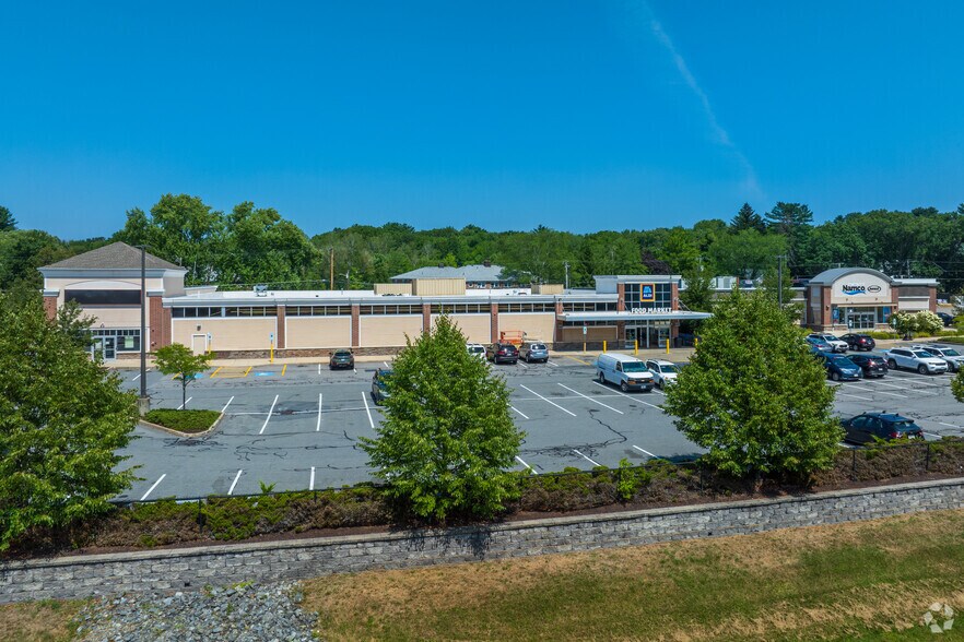 539 S Broadway, Salem, NH à louer - Photo du bâtiment - Image 3 de 3