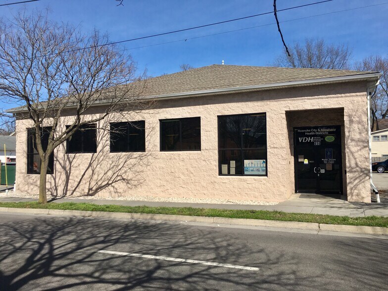 414 9th St SE, Roanoke, VA à vendre - Photo du bâtiment - Image 3 de 9