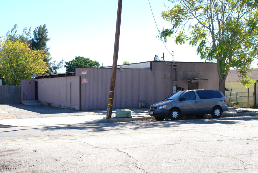 2105 N Mt Vernon Ave, San Bernardino, CA for sale - Primary Photo - Image 1 of 1