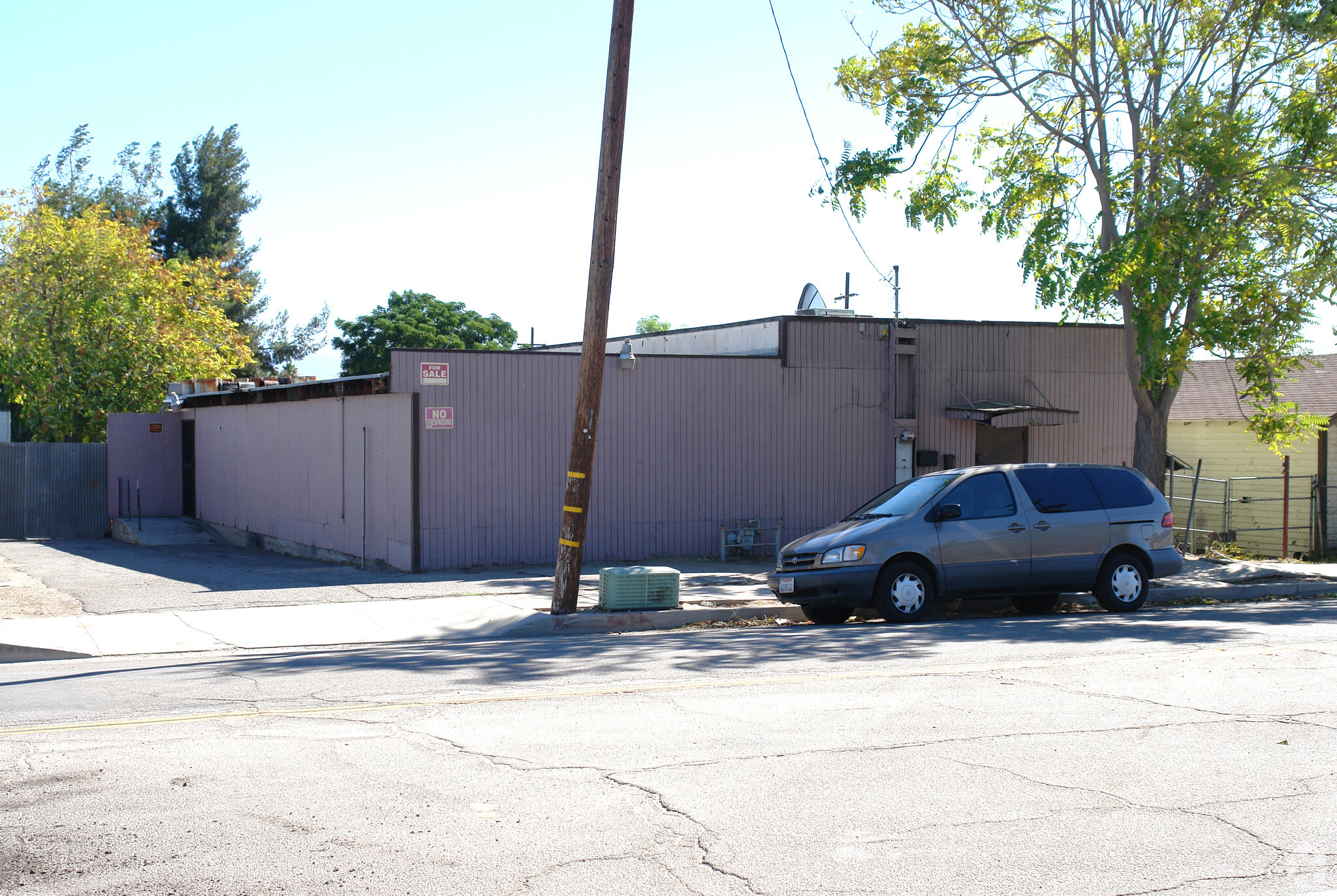 2105 N Mt Vernon Ave, San Bernardino, CA for sale Primary Photo- Image 1 of 1