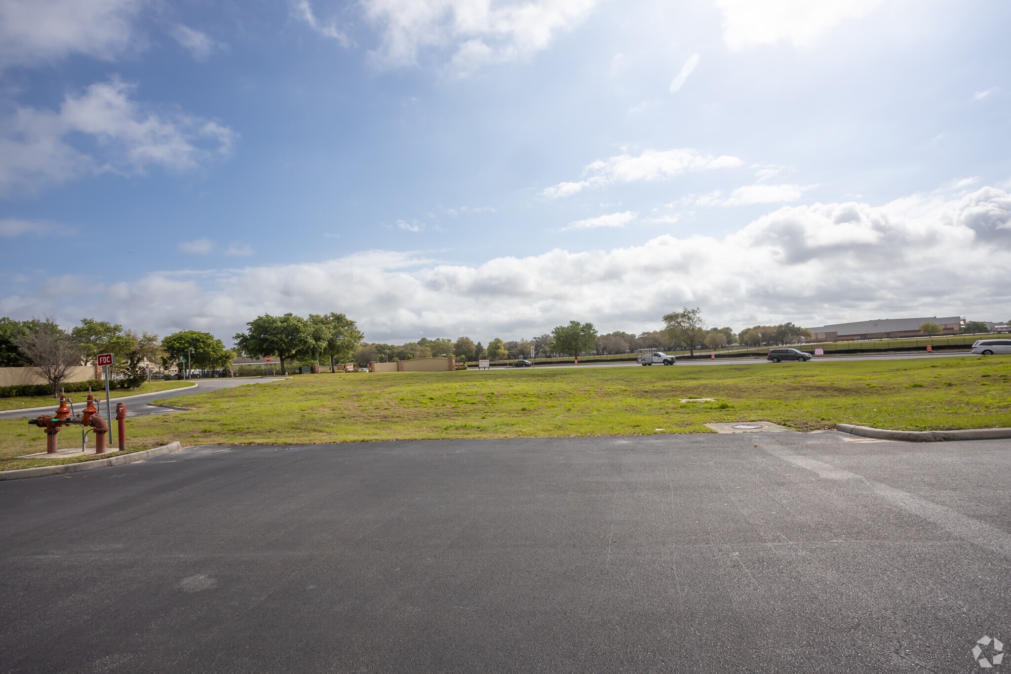 1751 Fortune Rd, Kissimmee, FL for lease Primary Photo- Image 1 of 6