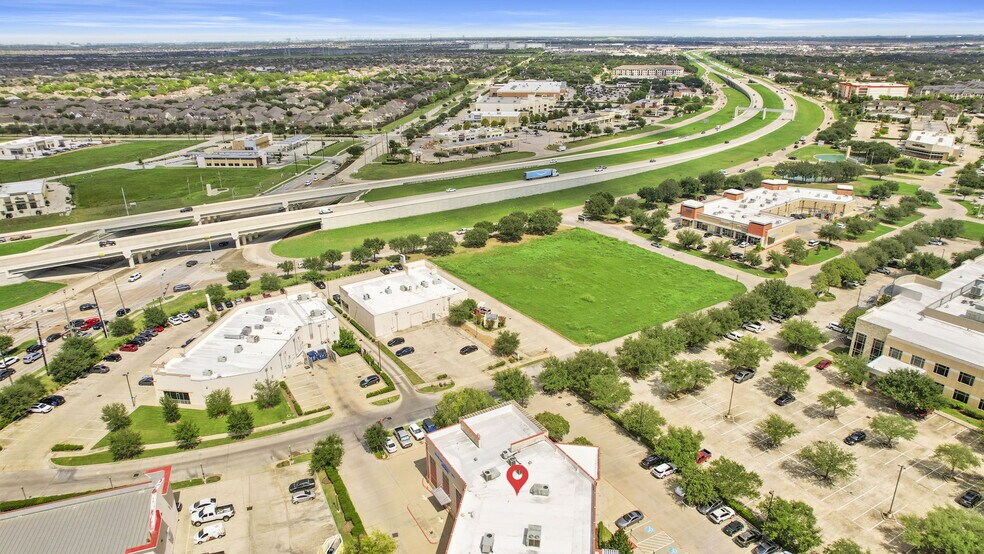 7790 W Grand Pky, Richmond, TX à louer - Photo du bâtiment - Image 2 de 52