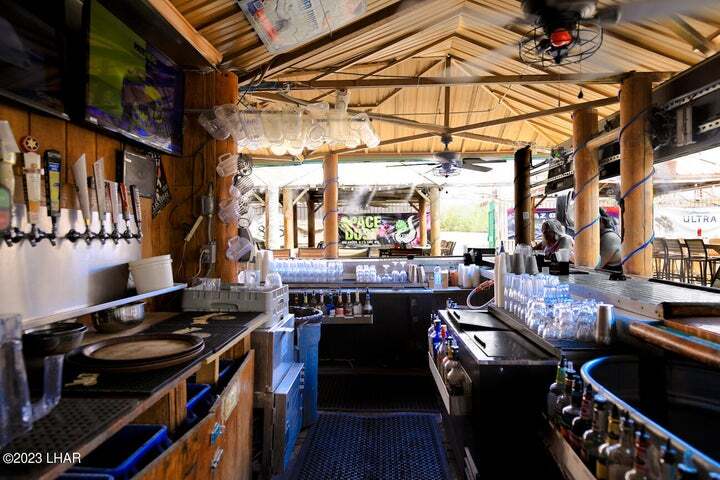 2122 McCulloch Blvd N, Lake Havasu City, AZ à vendre - Photo intérieure - Image 2 de 3