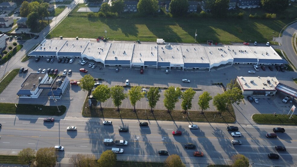 1501-1715 SW 7 Hwy, Blue Springs, MO for lease - Building Photo - Image 1 of 16