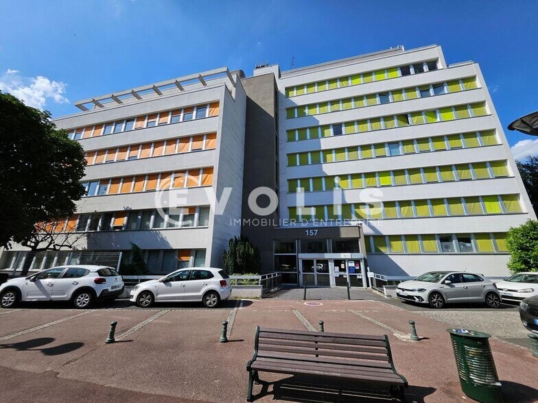 157 Rue Des Blains, Bagneux à louer - Photo du bâtiment - Image 1 de 16
