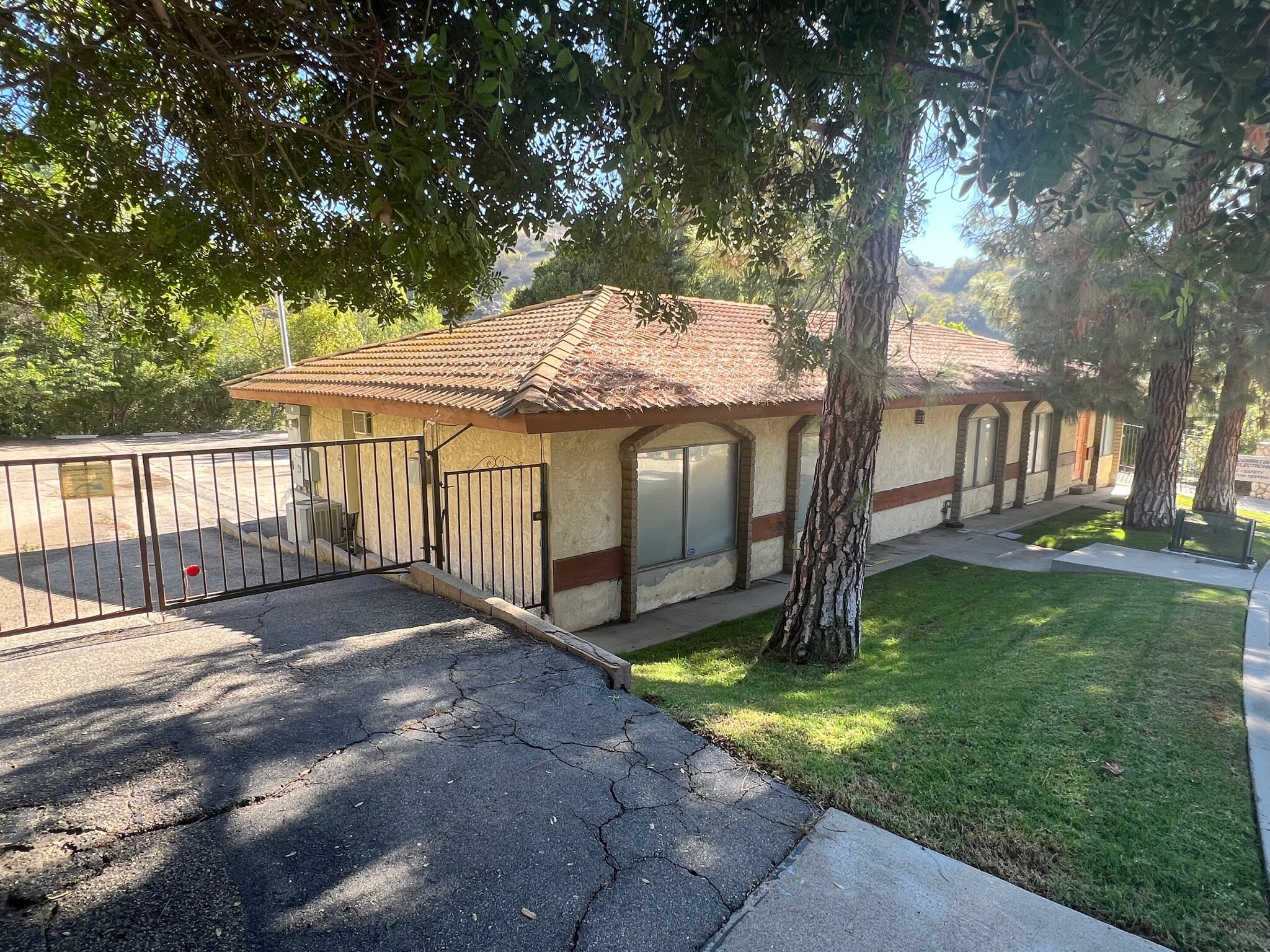 114 Olinda Dr, Brea, CA à vendre Photo principale- Image 1 de 29