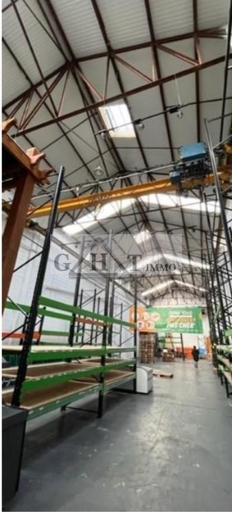 Industrial in Épinay-sur-Seine for lease Building Photo- Image 1 of 4