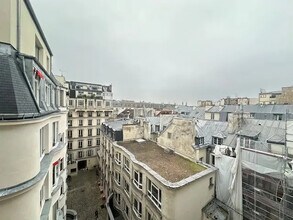 94 Rue Saint-Lazare, Paris, PAR - Aérien Vue de la carte