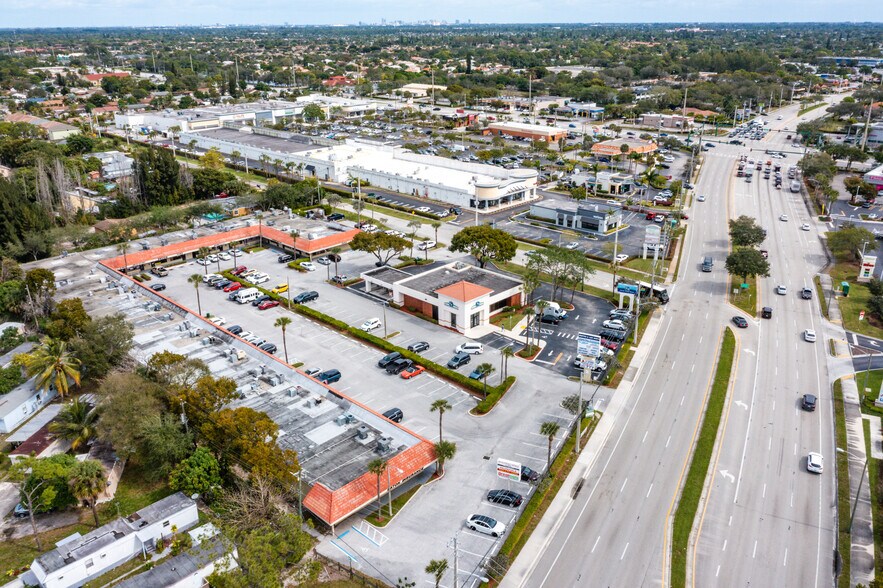 6651-6689 Lake Worth Rd, Lake Worth, FL à louer - Photo du bâtiment - Image 3 de 4