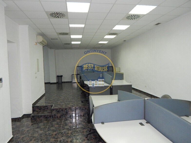 Commerce de détail dans Ontinyent à vendre - Photo du bâtiment - Image 1 de 31