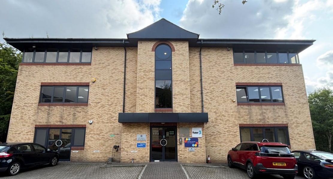 St George Sq, Bolton for lease Building Photo- Image 1 of 6