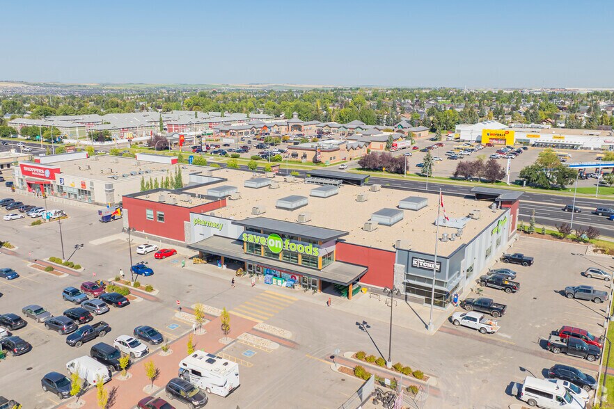 1400 Market St SE, Airdrie, AB à louer - Aérien - Image 3 de 3