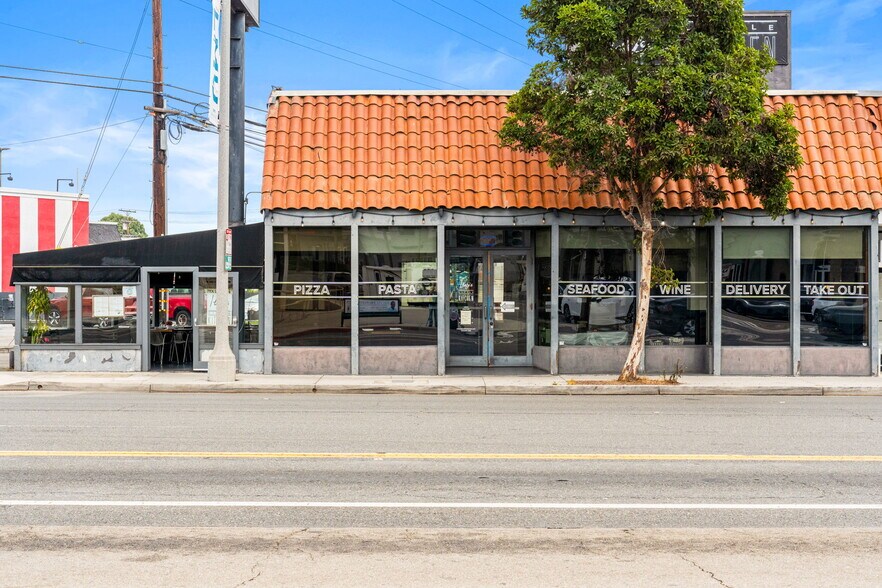 8516-8524 Lincoln Blvd, Los Angeles, CA à louer - Photo du bâtiment - Image 3 de 21