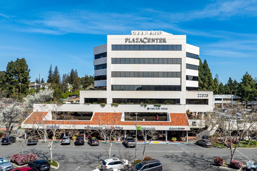 22320 Foothill Blvd, Hayward, CA à louer - Photo du bâtiment - Image 3 de 7