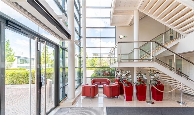 Office in Serris for lease - Building Photo - Image 3 of 6